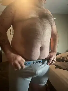 Snapshot of mrscum4u chatting on January 1, 2025, 2:42 pm mrscum4u online show from January 1, 2025, 2:42 pm