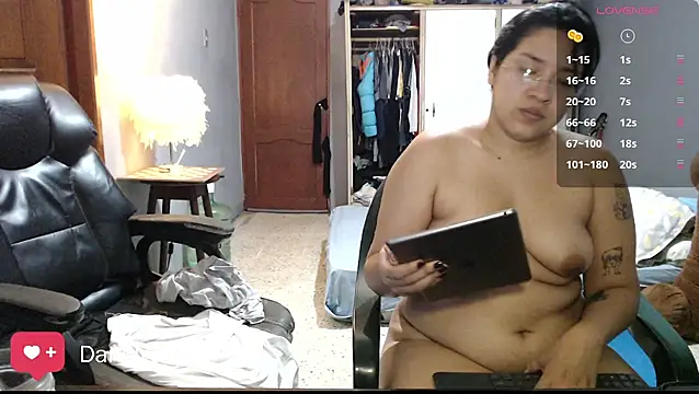 DanelyLopez online show from May 13, 2026, 1:12 am