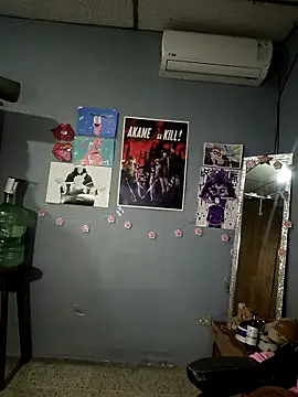 DanelyLopez online show from February 5, 2026, 1:12 am