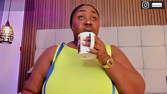 Saravy Blandon online show from January 7, 2026, 10:31 am