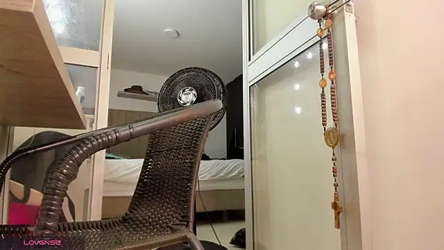 Maxi TheBigDaddy online show from April 19, 2026, 3:18 am