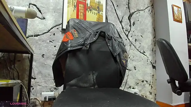 Maxi TheBigDaddy online show from January 19, 2026, 3:49 pm