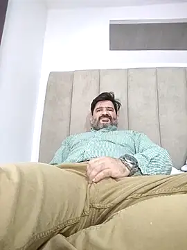 Maxi TheBigDaddy online show from February 26, 2026, 11:27 pm