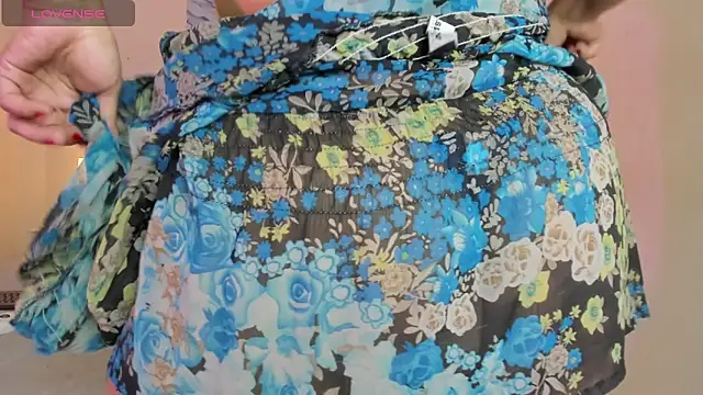 Snapshot of Lauralove_69 chatting on February 26, 2025, 10:26 pm Lauralove 69 online show from February 26, 2025, 10:26 pm