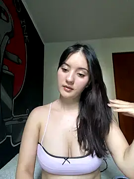 Sarah millerr  online show from September 12, 2025, 10:09 pm