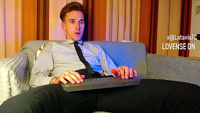 Midnighter  online show from November 24, 2025, 8:53 pm