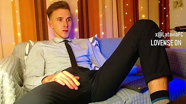 Midnighter  online show from December 13, 2025, 11:11 pm