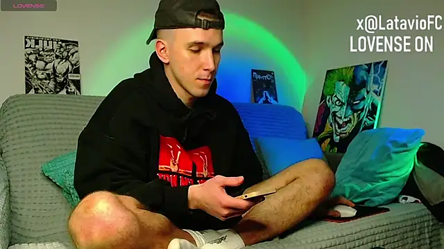Midnighter  online show from June 14, 2026, 2:24 am