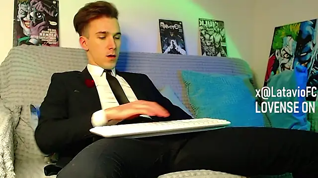 Midnighter  online show from March 4, 2026, 11:07 am