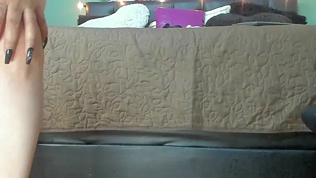 Roma Calderon online show from September 28, 2025, 8:38 pm