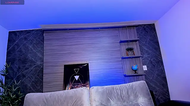 Snapshot of charlottewhitte chatting on February 6, 2026, 1:40 pm charlottewhitte online show from February 6, 2026, 1:40 pm