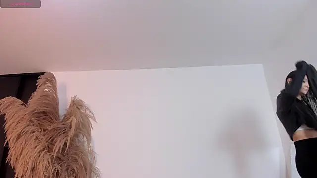 Snapshot of charlottewhitte chatting on February 28, 2025, 11:03 am charlottewhitte online show from February 28, 2025, 11:03 am