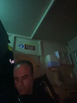 mustican422 online show from December 5, 2024, 2:37 am