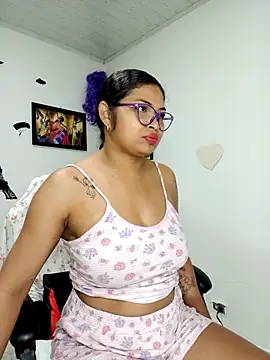 chalohott online show from October 23, 2025, 9:08 am