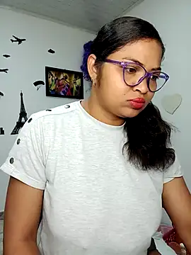 chalohott online show from November 22, 2025, 9:41 am