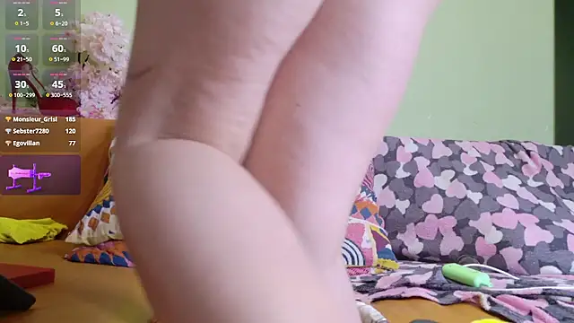 K kessi online show from November 17, 2025, 1:04 pm