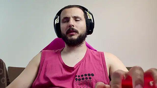 iurytx online show from October 31, 2025, 12:18 am