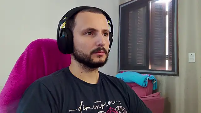 iurytx online show from February 5, 2026, 12:01 pm