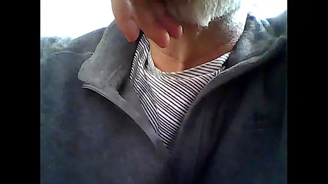 xcimeru online show from November 5, 2025, 2:20 pm