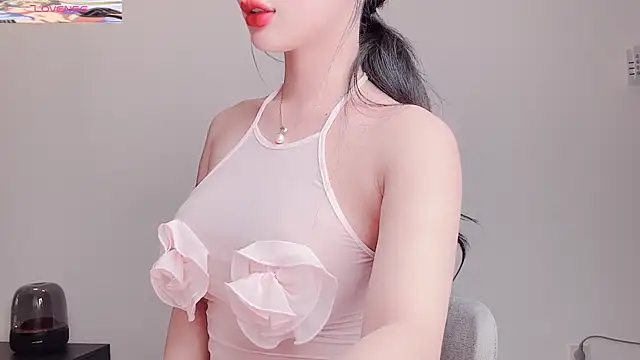 Snapshot of bejeni-sweet chatting on February 27, 2025, 6:13 am bejeni-sweet online show from February 27, 2025, 6:13 am