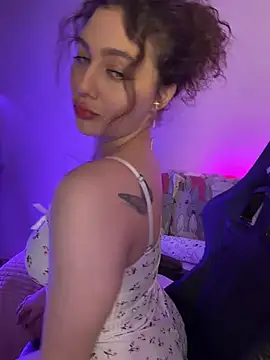 Snapshot of Your_insomniya chatting on February 19, 2026, 10:07 pm Your insomniya online show from February 19, 2026, 10:07 pm