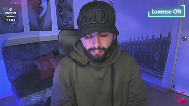 Snapshot of jhon_bear03 chatting on October 14, 2025, 11:11 am jhon bear03 online show from October 14, 2025, 11:11 am