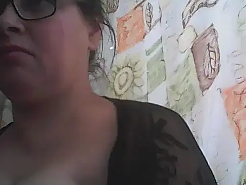 Snapshot of deluxpussy chatting on September 27, 2025, 7:47 am deluxpussy online show from September 27, 2025, 7:47 am