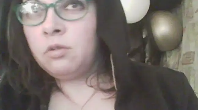 Snapshot of deluxpussy chatting on March 4, 2025, 7:54 pm deluxpussy online show from March 4, 2025, 7:54 pm