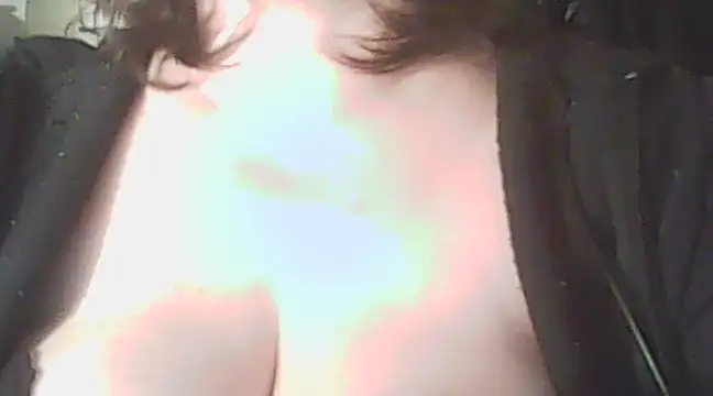 Snapshot of deluxpussy chatting on February 23, 2025, 1:57 am deluxpussy online show from February 23, 2025, 1:57 am