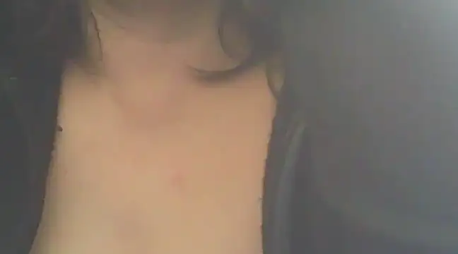 Snapshot of deluxpussy chatting on March 4, 2025, 10:02 am deluxpussy online show from March 4, 2025, 10:02 am