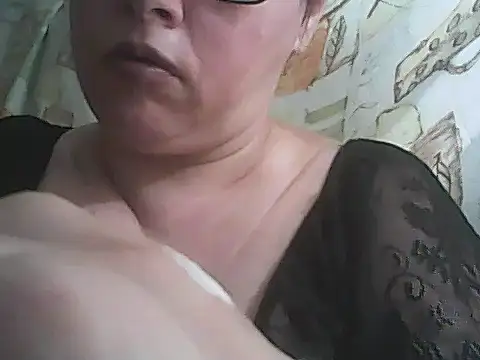 Snapshot of deluxpussy chatting on September 21, 2025, 6:40 am deluxpussy online show from September 21, 2025, 6:40 am