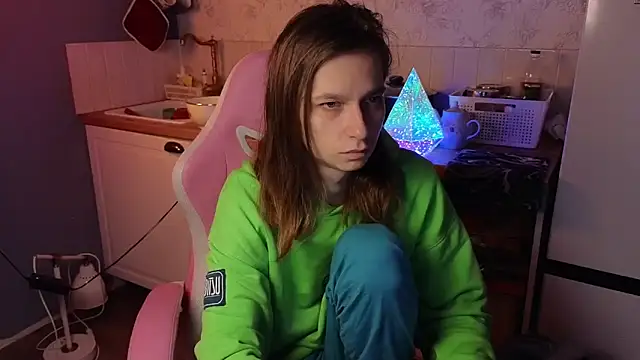 Frank Fraer online show from October 4, 2025, 5:03 pm