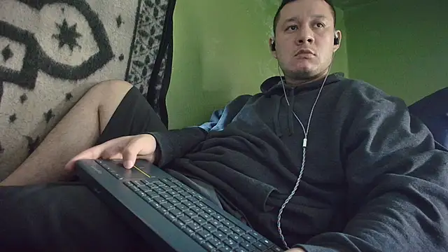 sweet cock28 online show from January 6, 2026, 3:16 pm