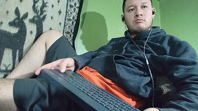 sweet cock28 online show from February 1, 2026, 2:04 pm