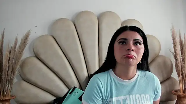 Natasha  Blue online show from September 23, 2025, 6:48 pm