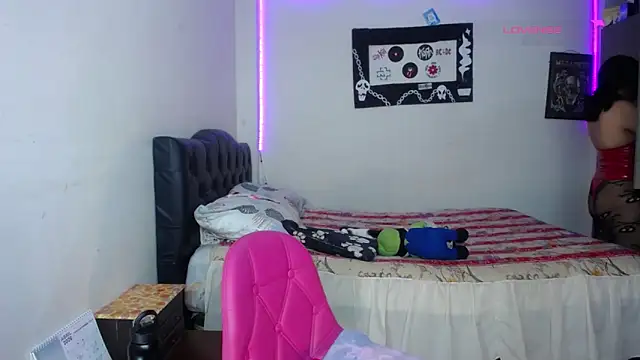 pinky violeta online show from April 26, 2026, 12:52 am