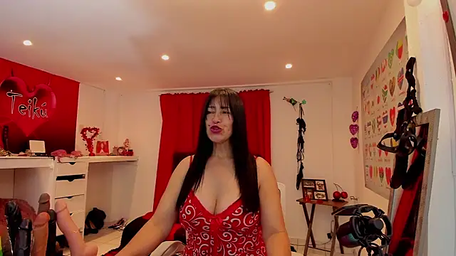 Sarah teiku online show from July 17, 2026, 7:22 pm