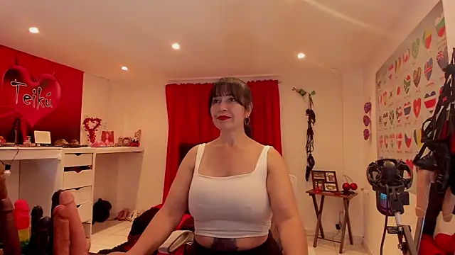 Sarah teiku online show from June 18, 2026, 7:08 pm