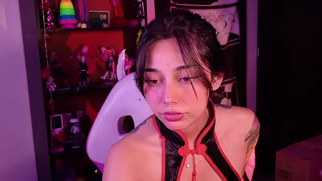 amber yull online show from June 17, 2026, 1:16 am
