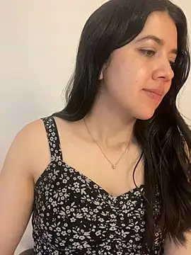 saori 10 online show from April 26, 2026, 6:43 am