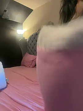 Snapshot of TrueeFantasee chatting on March 30, 2026, 12:12 am TrueeFantasee online show from March 30, 2026, 12:12 am