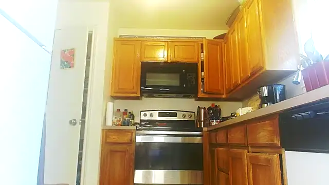 DiamondMonroeXo online show from March 6, 2026, 4:57 pm