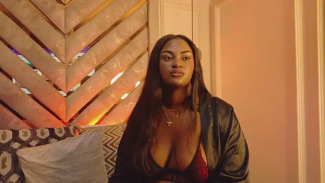 Noa Adams online show from October 11, 2025, 3:40 am