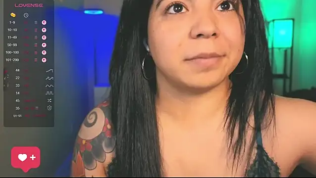 kimmiakiss22 online show from March 18, 2025, 2:29 am