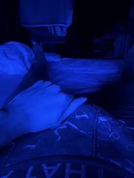 Snapshot of Nando chatting on February 4, 2026, 2:06 am Nando online show from February 4, 2026, 2:06 am