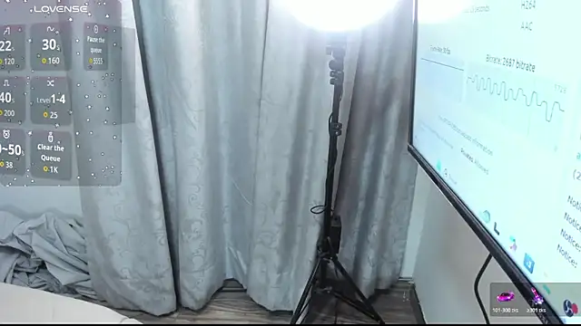 xhinata hyugax online show from June 6, 2026, 1:44 am