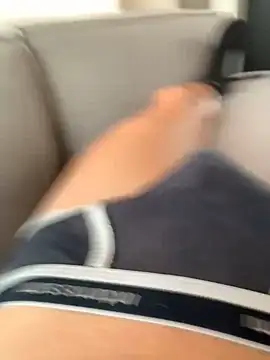 Snapshot of Fellix chatting on February 6, 2025, 4:03 pm Fellix online show from February 6, 2025, 4:03 pm