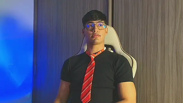 Jimmy Leeh  online show from October 29, 2025, 3:49 am