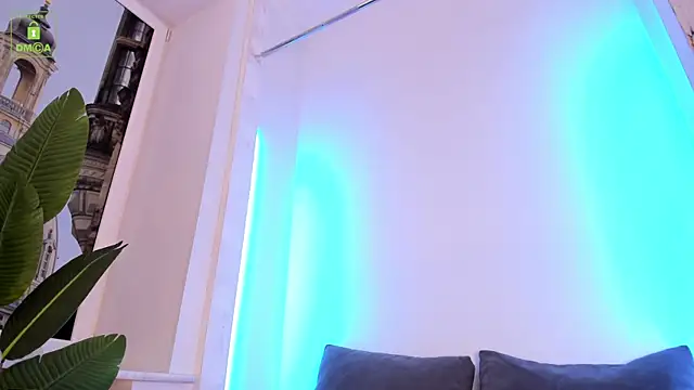 Snapshot of ErikaLust chatting on December 19, 2025, 4:16 am ErikaLust online show from December 19, 2025, 4:16 am