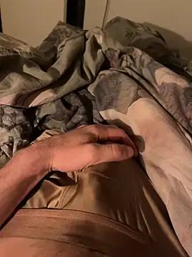 Snapshot of Mrbighardcock chatting on January 4, 2025, 6:09 am Mrbighardcock online show from January 4, 2025, 6:09 am